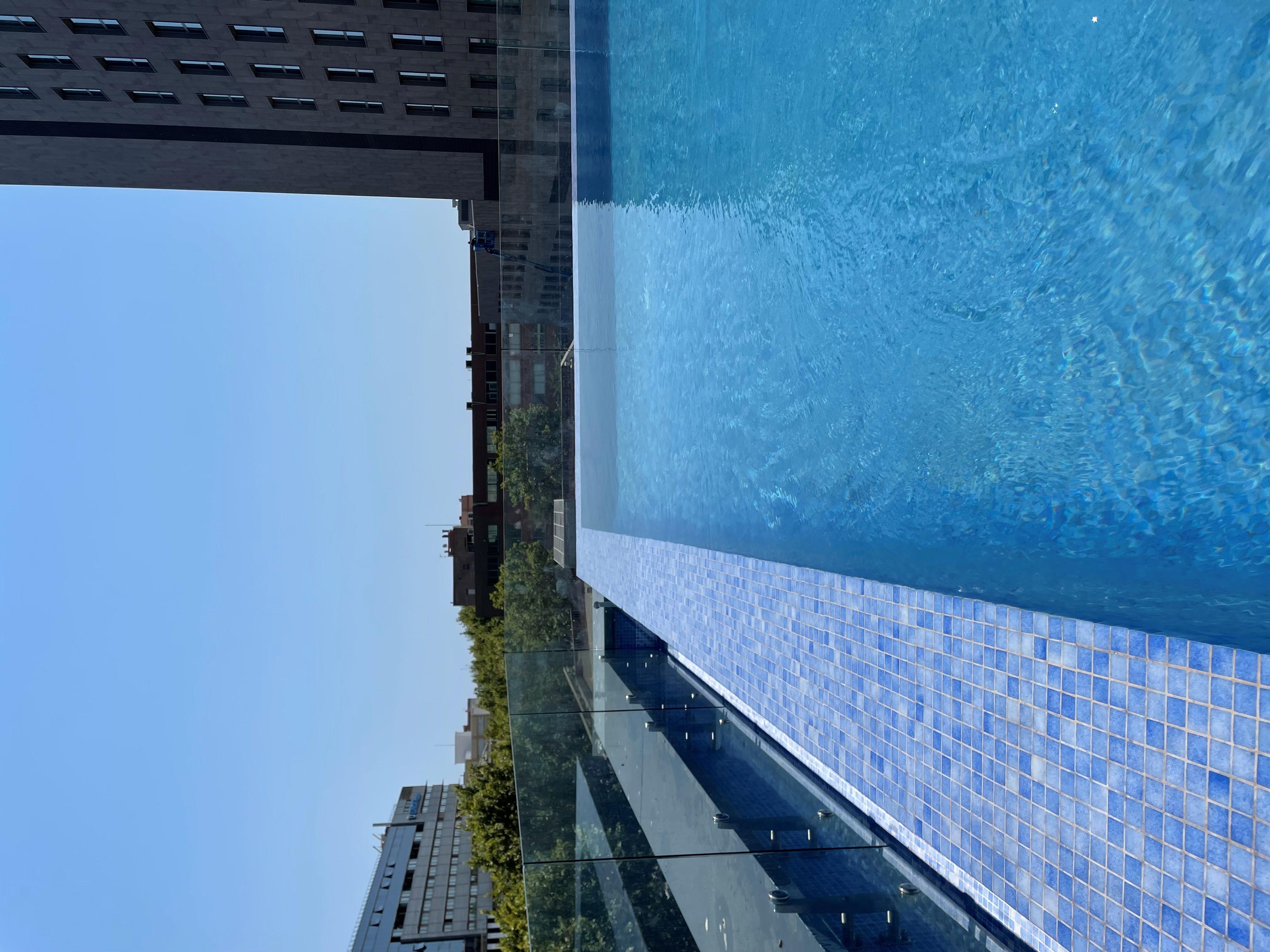 Paxton Hotel 4*